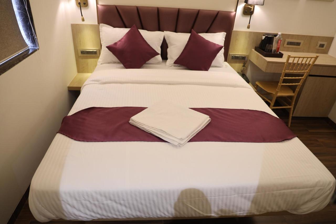 Hotel Vishal Hall Bombaj Zewnętrze zdjęcie