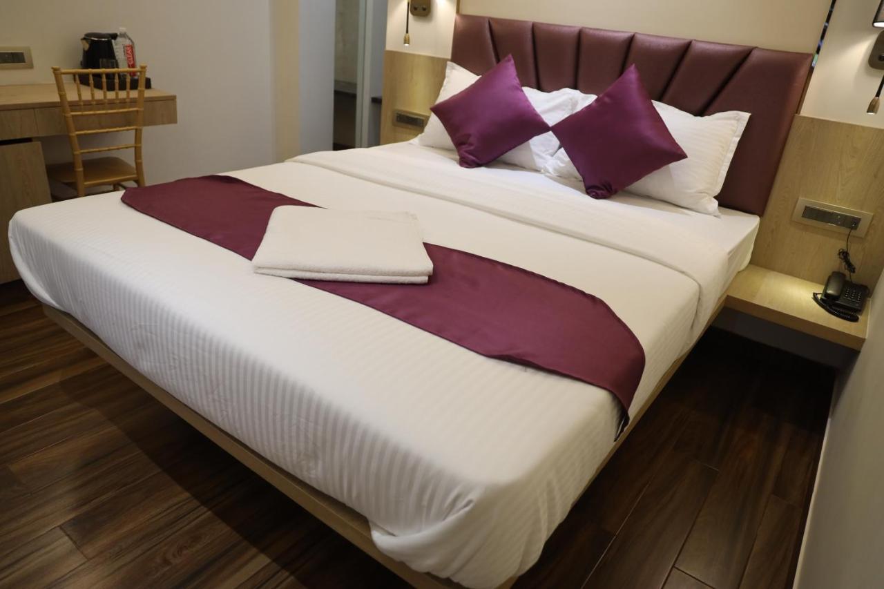 Hotel Vishal Hall Bombaj Zewnętrze zdjęcie