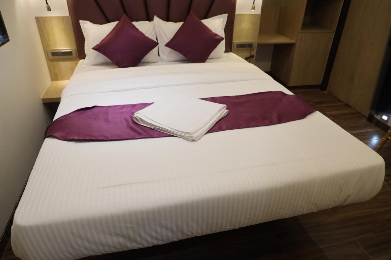 Hotel Vishal Hall Bombaj Zewnętrze zdjęcie